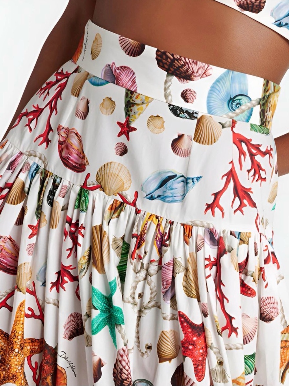White Seashell-Print Tiered Maxi Skirt and Matching Top - Picture 4 of 5
